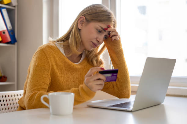 Debt Consolidation Loans: Key Pros & Cons
